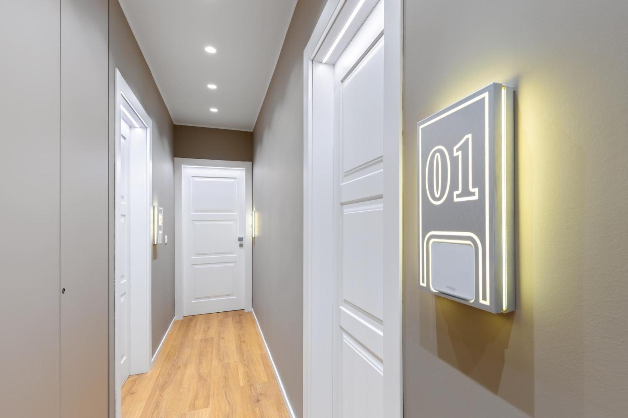 C8 Apartments Asti Luaran gambar